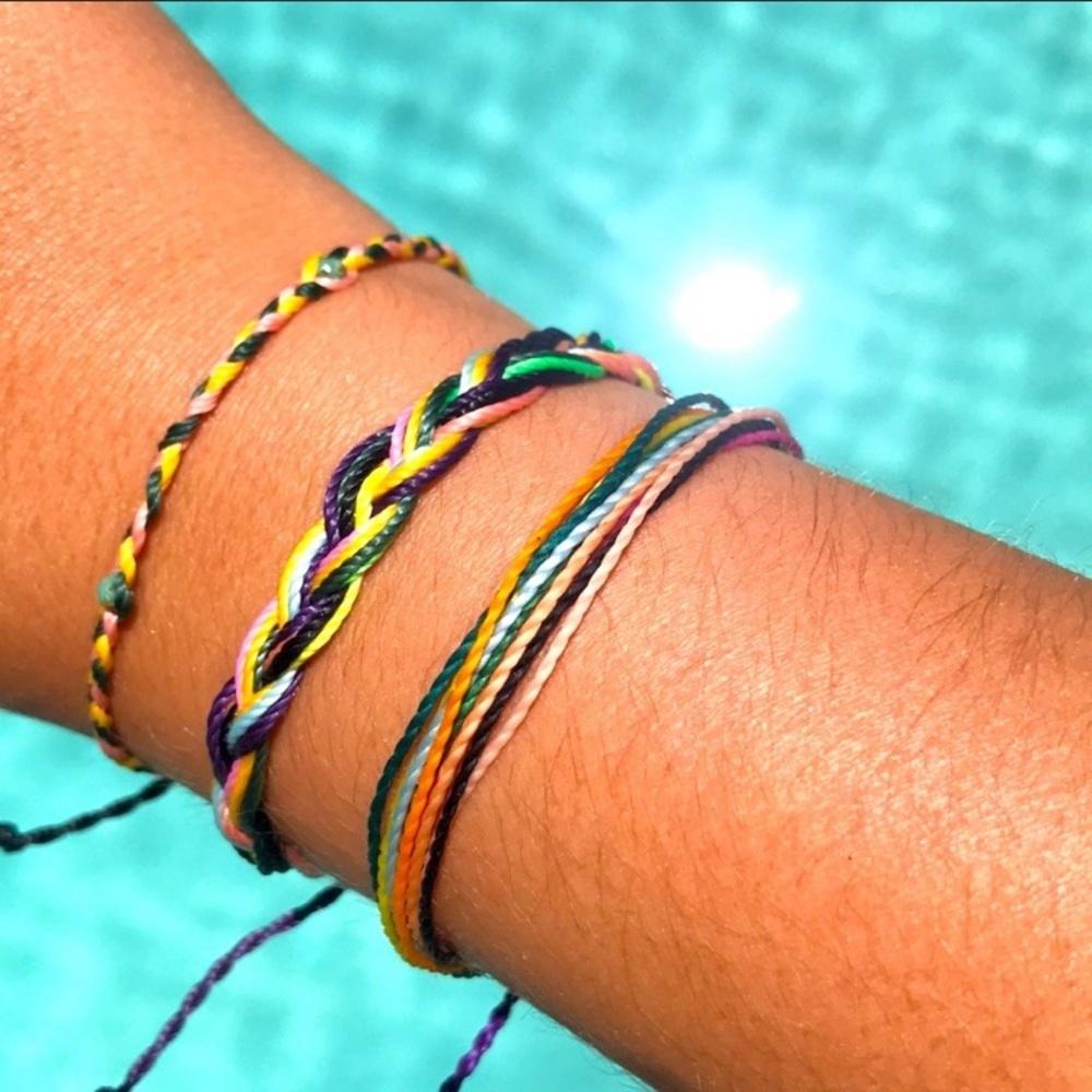 🌻Adjustable Set With Matching Pura Vida🌻